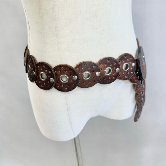 Western boho leather Disc Concho Belt Brown silver grommets one size adjustable - Picture 10 of 14